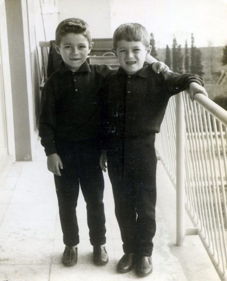 Turkish Twins, 1965, Ataköy. Istanbul Turkish Twins, 1965, Ataköy. Istanbul
