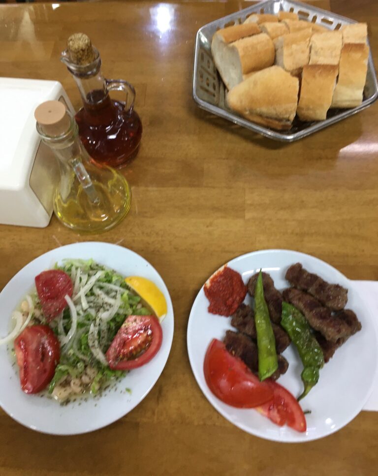 Turkish Köfte Meat Balls