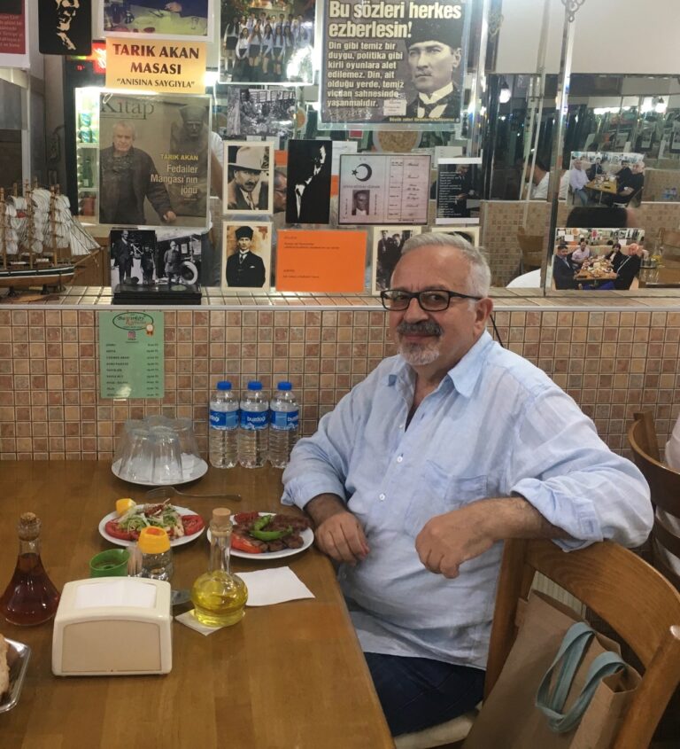 Tarık Akan Memorial Table, Bakırköy Köftecisi (Meat Ball Restaurant)