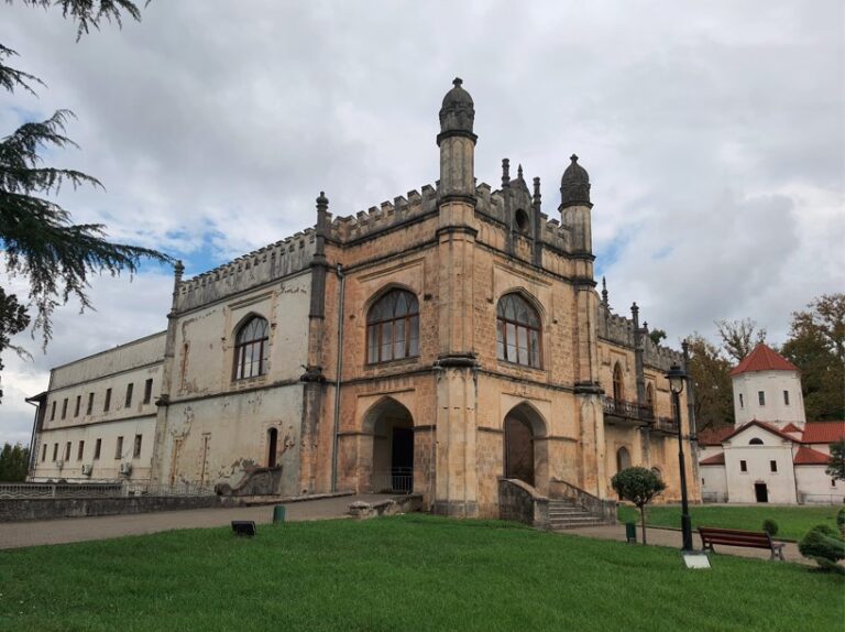 Short-term cultural and nature tours to Tbilisi, the capital of Georgia