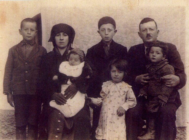 Proverbs of the Balkan Turks