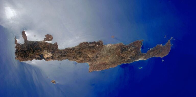 Crete and Anatolia Connection