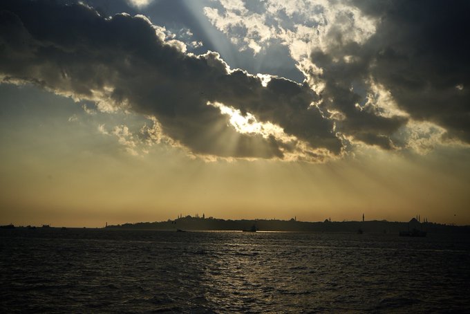 Istanbul under the Sky